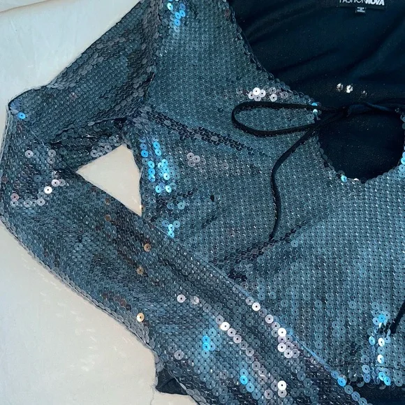 16Arlington Style Top size small - Picture 5 of 6